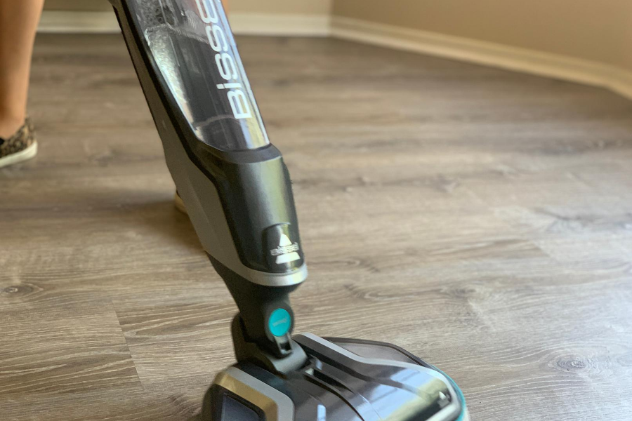 Bissell Spinwave Cleaning around chair