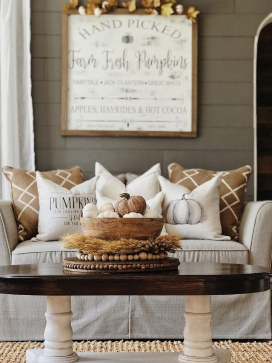 Simple Seasonal Decor Ideas ~ Kelsey Farley