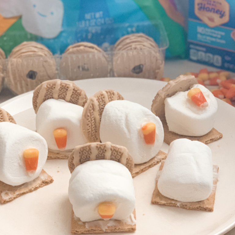 Festive Graham Cracker Turkeys